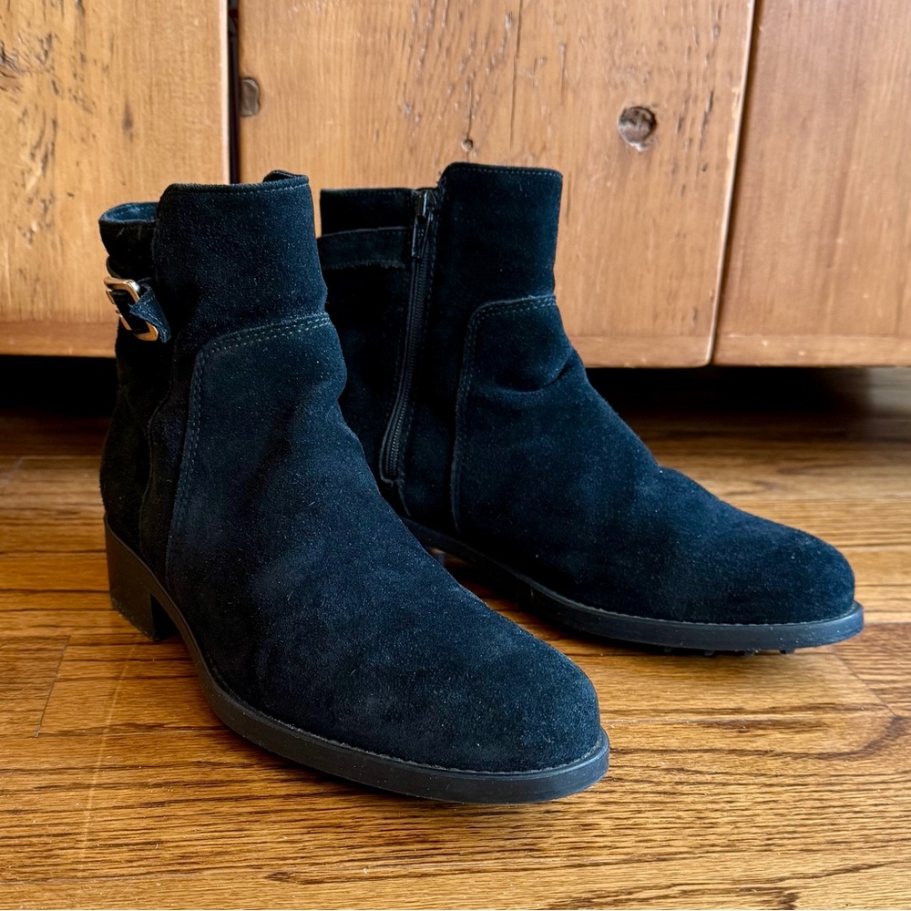 La Canadienne Shelby Suede Buckled Ankle Boots, Black, 8